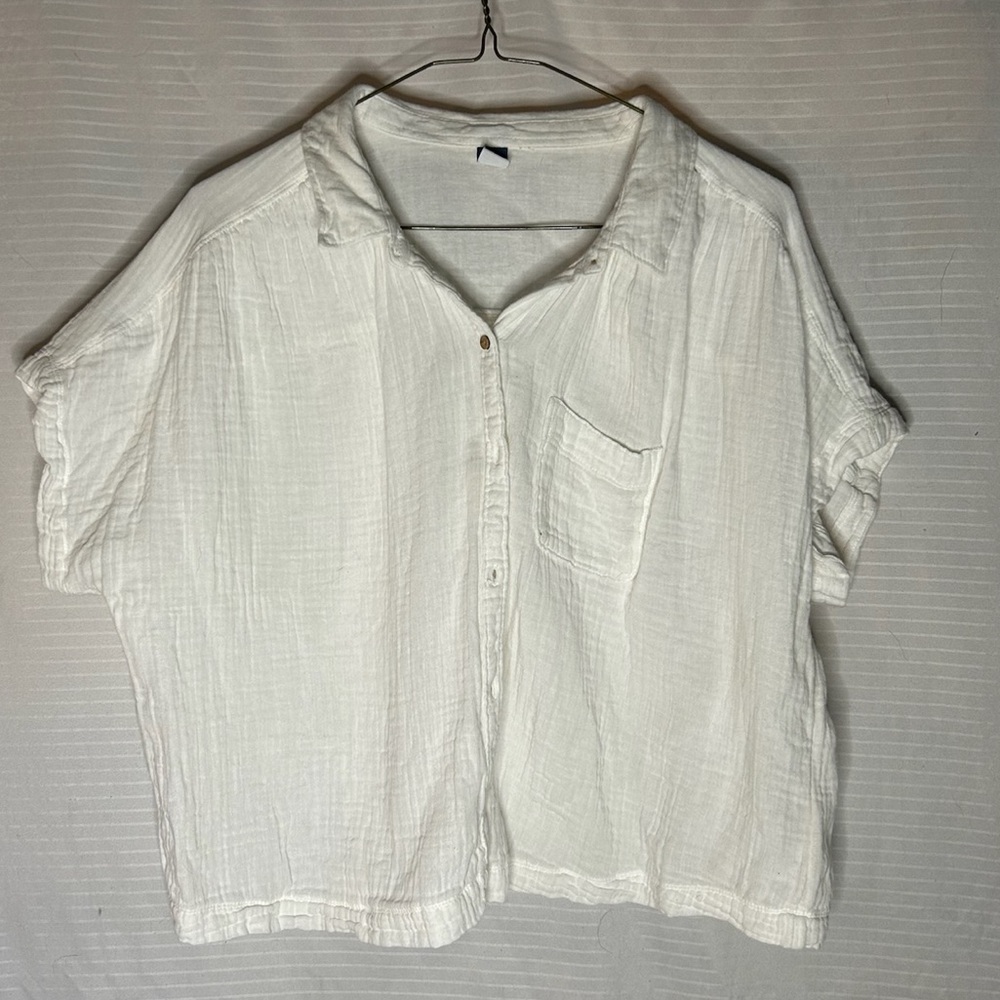 Cropped Button-up